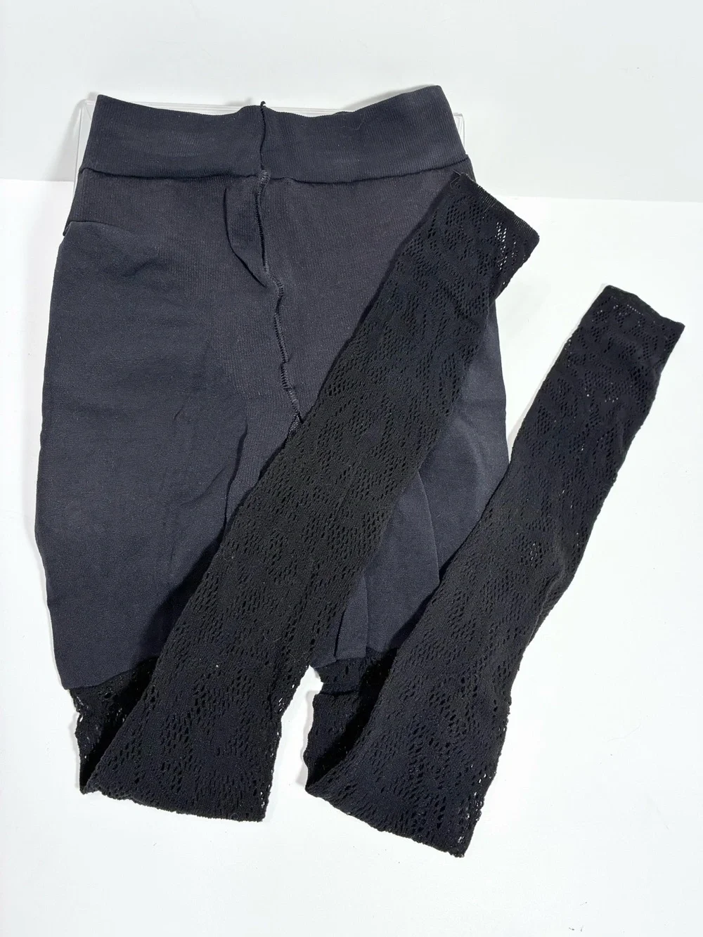 Maidenform Control It! Footless Capri Lace Leggings Black Size Medium USA MADE